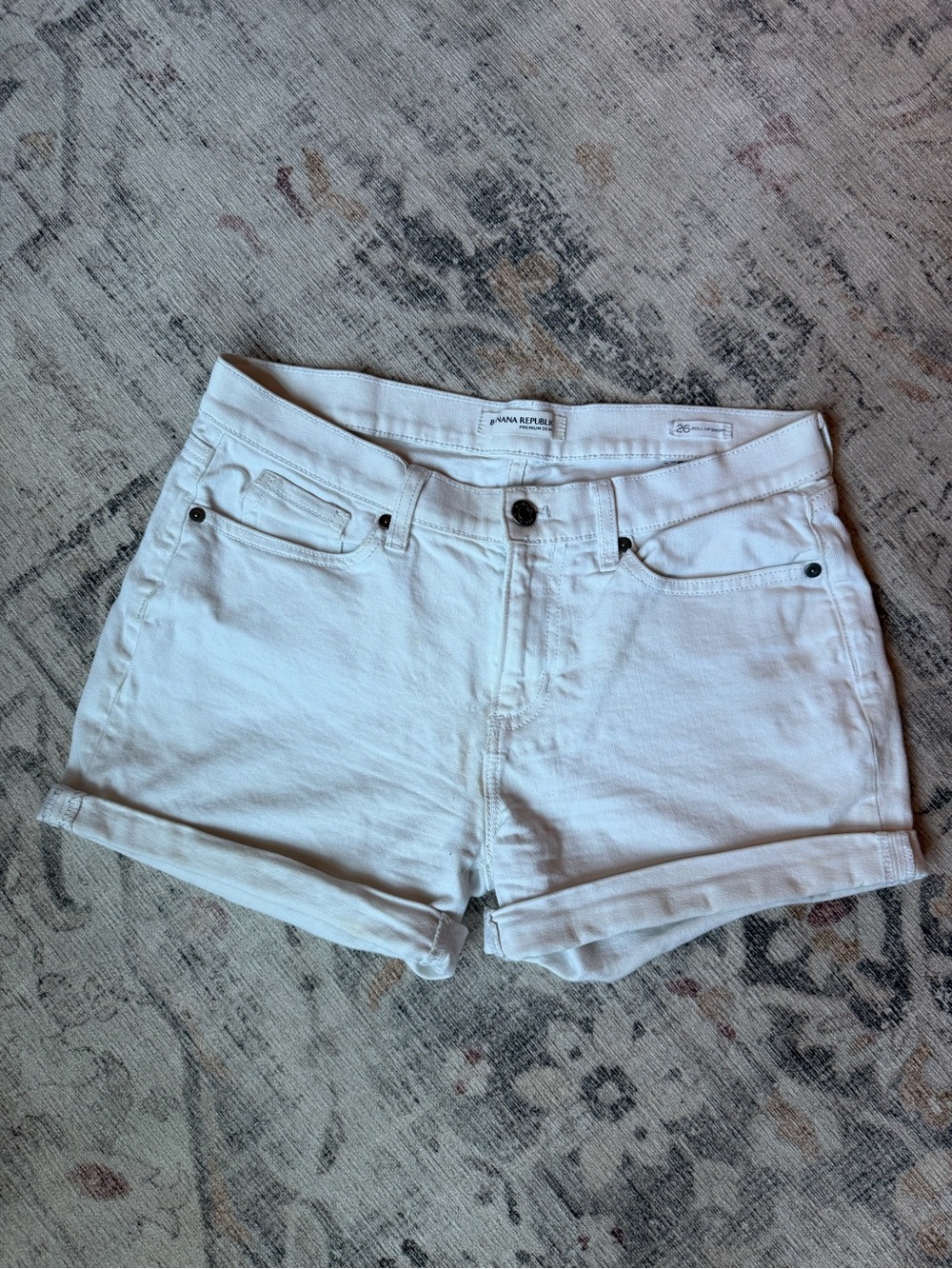 Banana Republic White Denim Roll-Cuff Shorts - Size 26